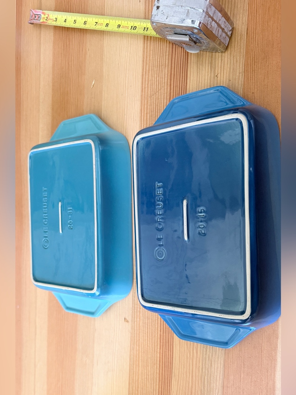 Bundle 2 le creuset enamel bake pans